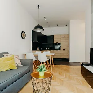 Shortstaypoland Grzybowska Apartament Warszawa